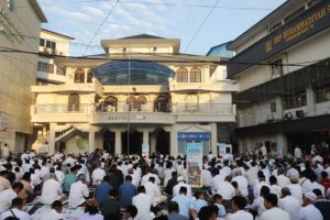 shalat-idul-fitri-warga-muhammadiyah-jakarta